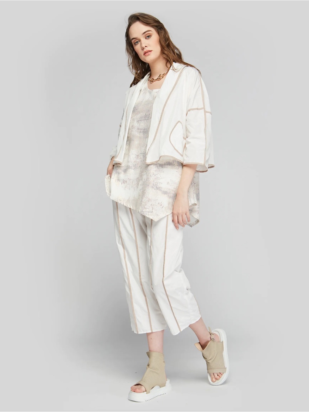 LUUKAA Astrid Short Memory Taffeta Modern Technical Jacket Ecru Size US 16/18